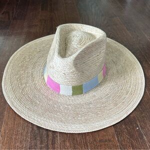 NWT Sunshine Tienda Women’s Berta Palm Hat